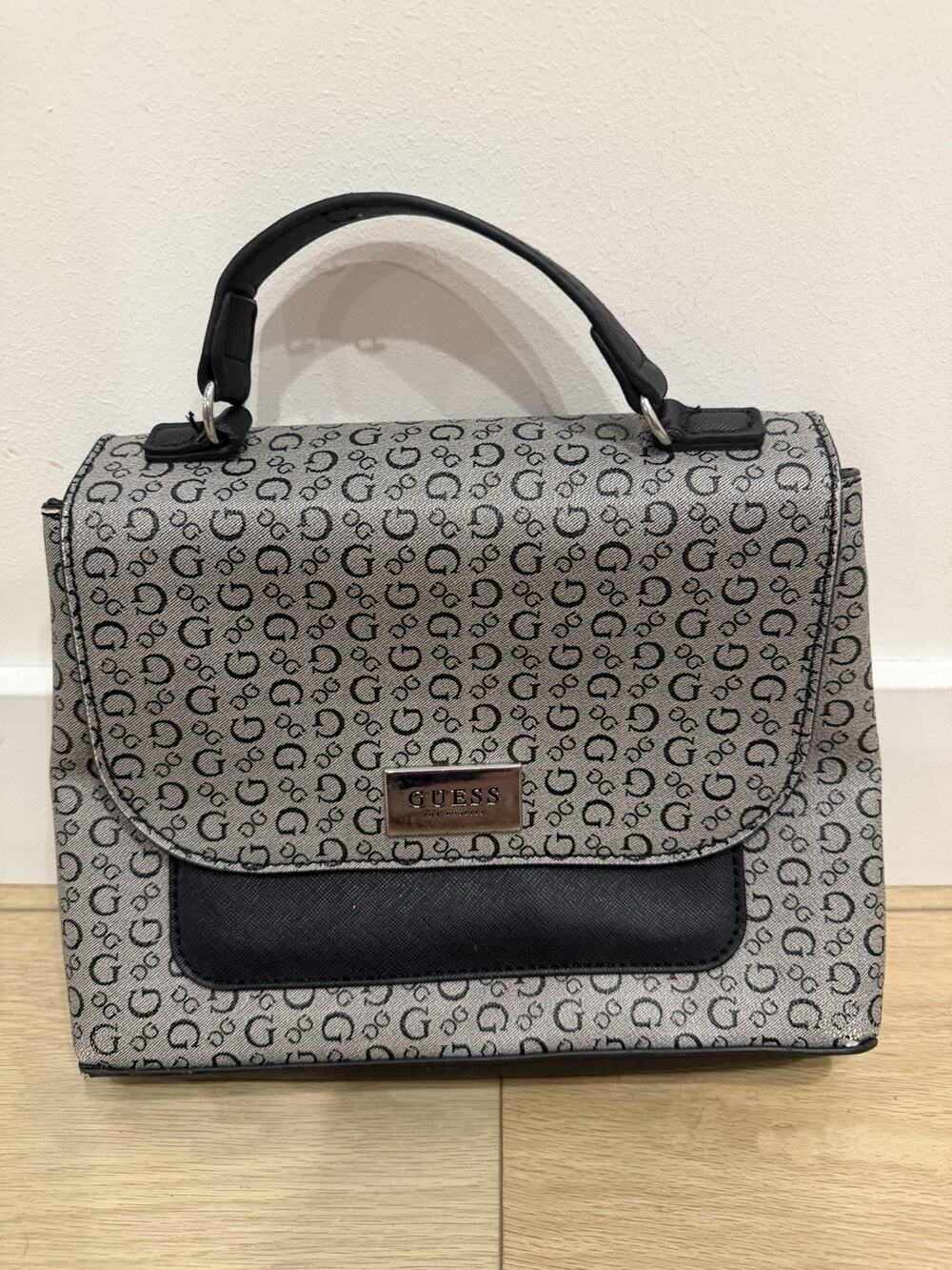 GUESS Black/Gray Logo Print Bag Purse Top Handle
